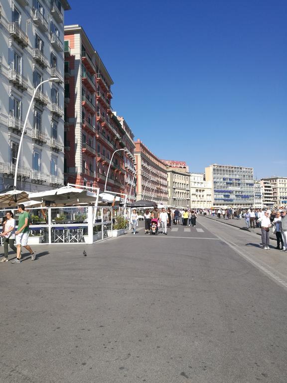 Bed Morelli 49 , Chiaia Napoli Eksteriør bilde